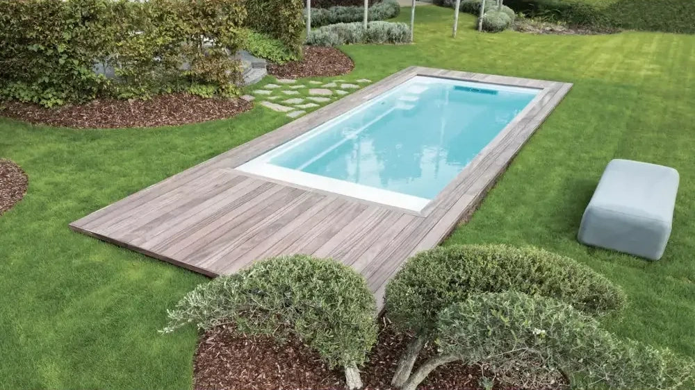 Leisurepools Encore pool – straight lines, for narrow plots, rectangular shape, clear blue water